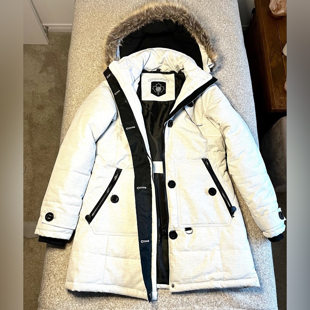 Women’s New Faux Fur Oppenheimer winter jacket.